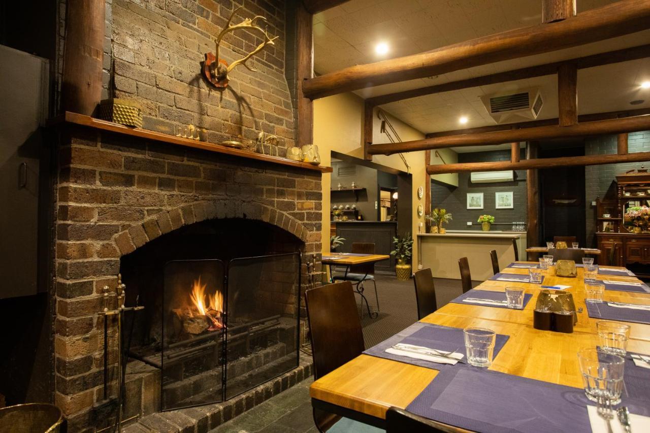 New England Motor Lodge Глен-Иннес Экстерьер фото