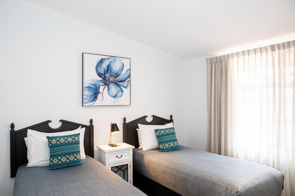 New England Motor Lodge Глен-Иннес Экстерьер фото